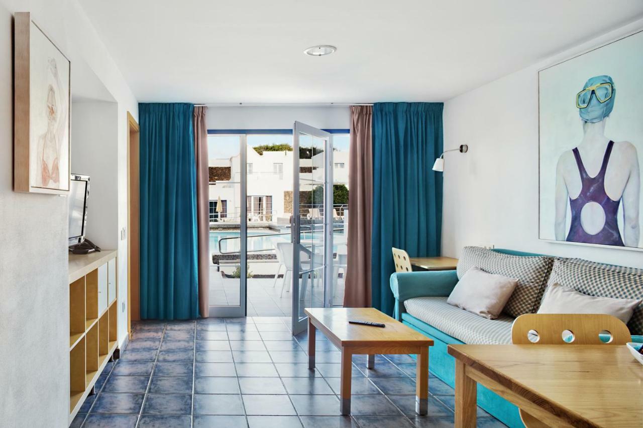 兰萨罗特鹦鹉螺公寓式酒店 卡门港 外观 照片